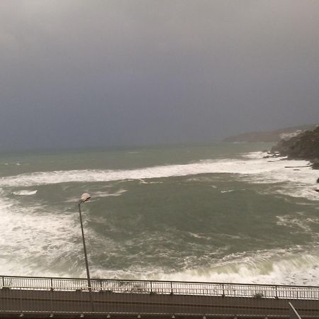Face à la mer Résidence Les Elmes Banyuls-sur-Mer Esterno foto